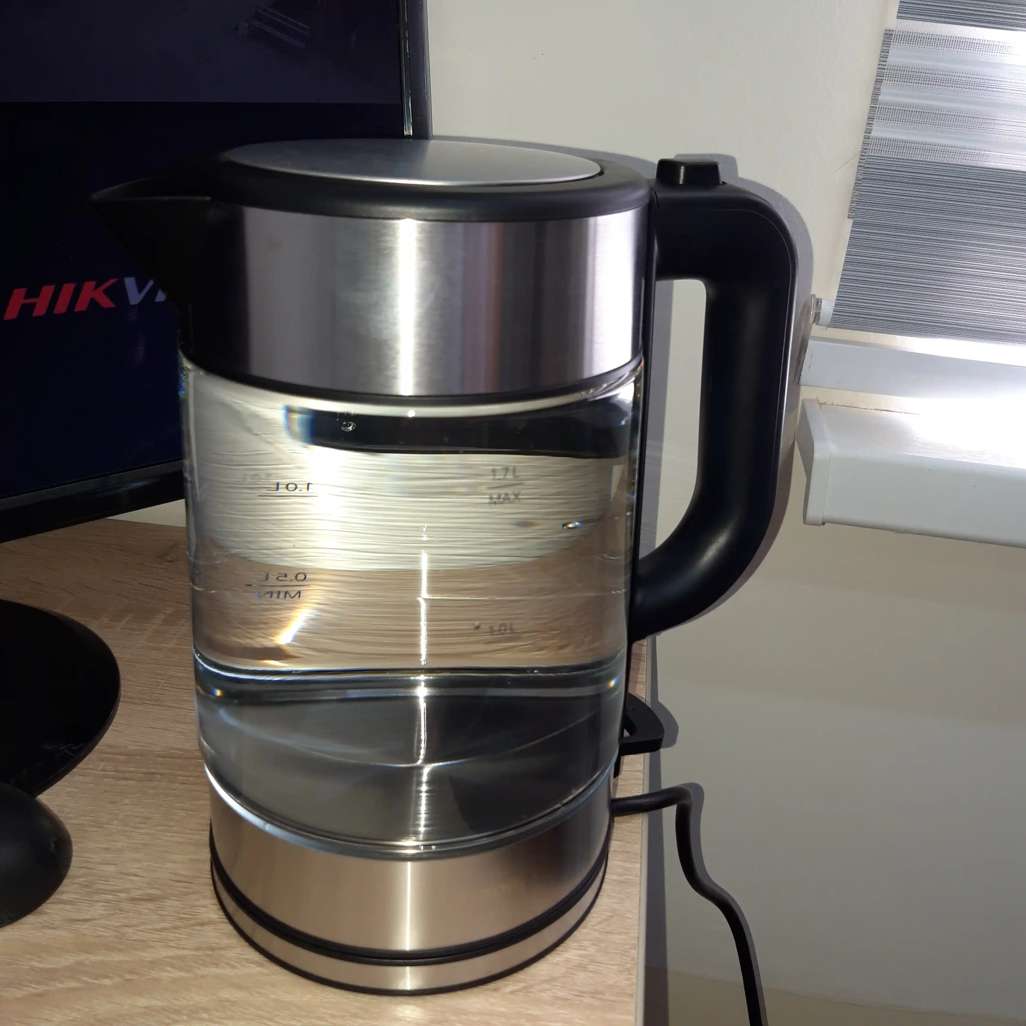 Elektr choynak Xiaomi Electric Glass 1.7 litr, shishali va zamonaviy, havfsiz tez qaynash