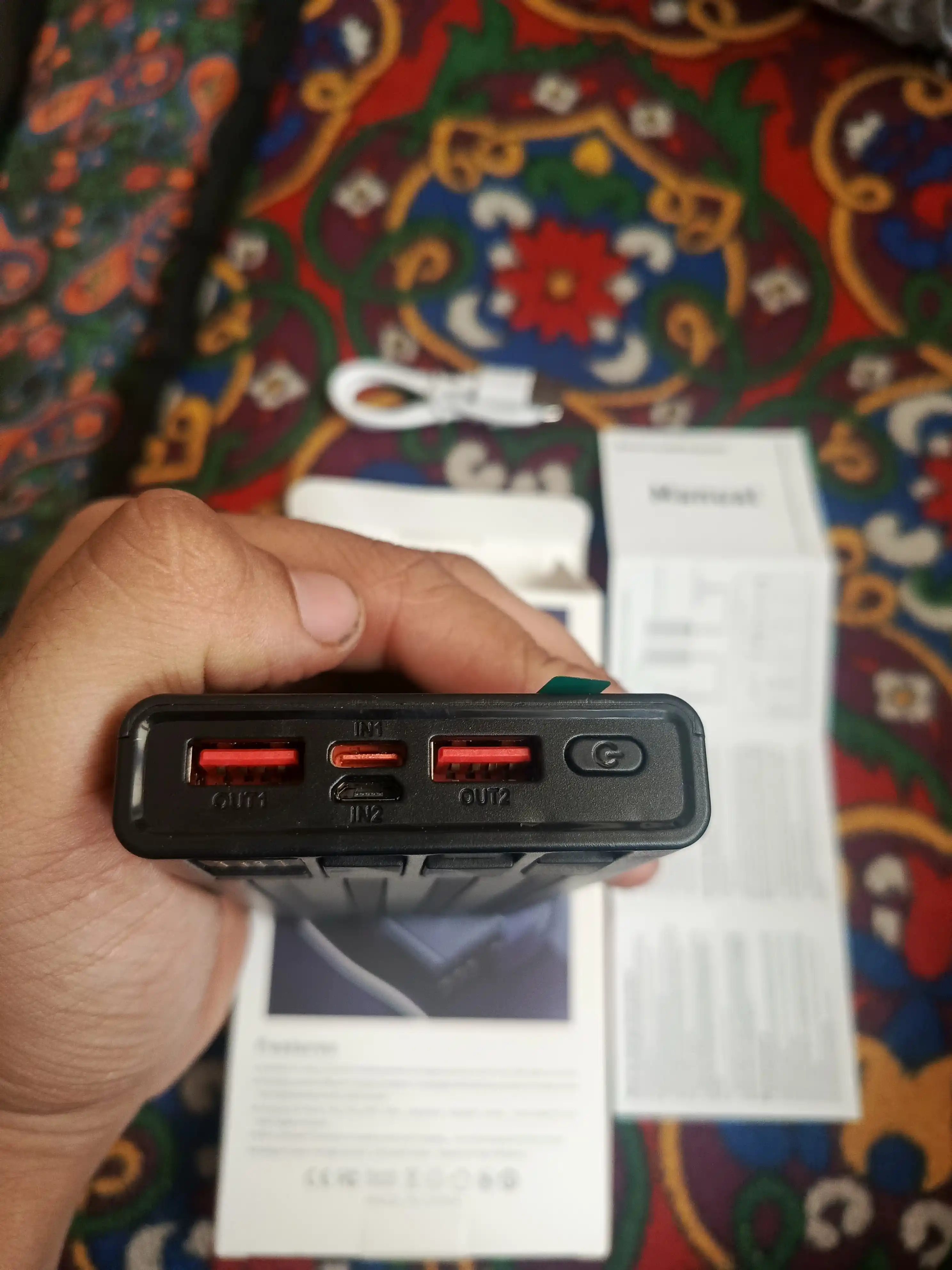 Power Bank 20000mA 66-22.5W tezkor quvvat bilan tashqi akkumulyatori, +4 kabel bilan