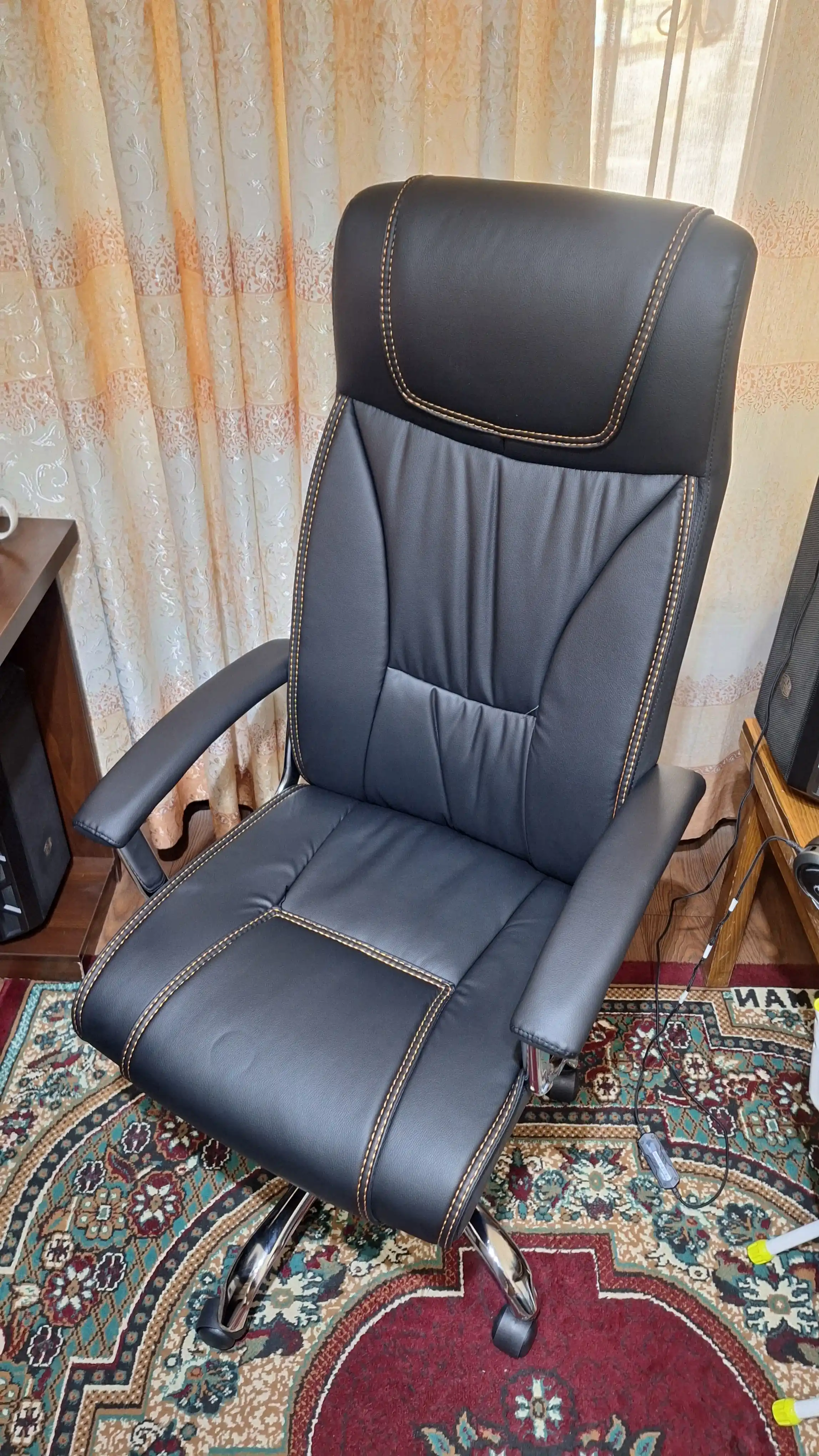 Bilon ofis kreslosi, Dafna boshqaruv kreslosi, qora