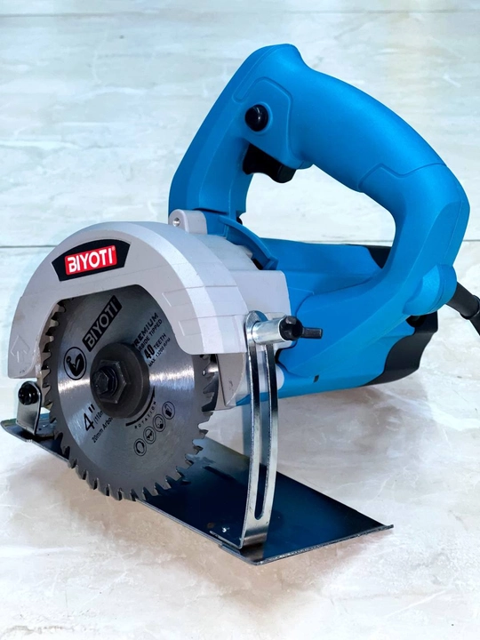 BIYOTI BYT-MC301 «Pchyolka» mini diskli arra, 1050 Vt, 110 mm