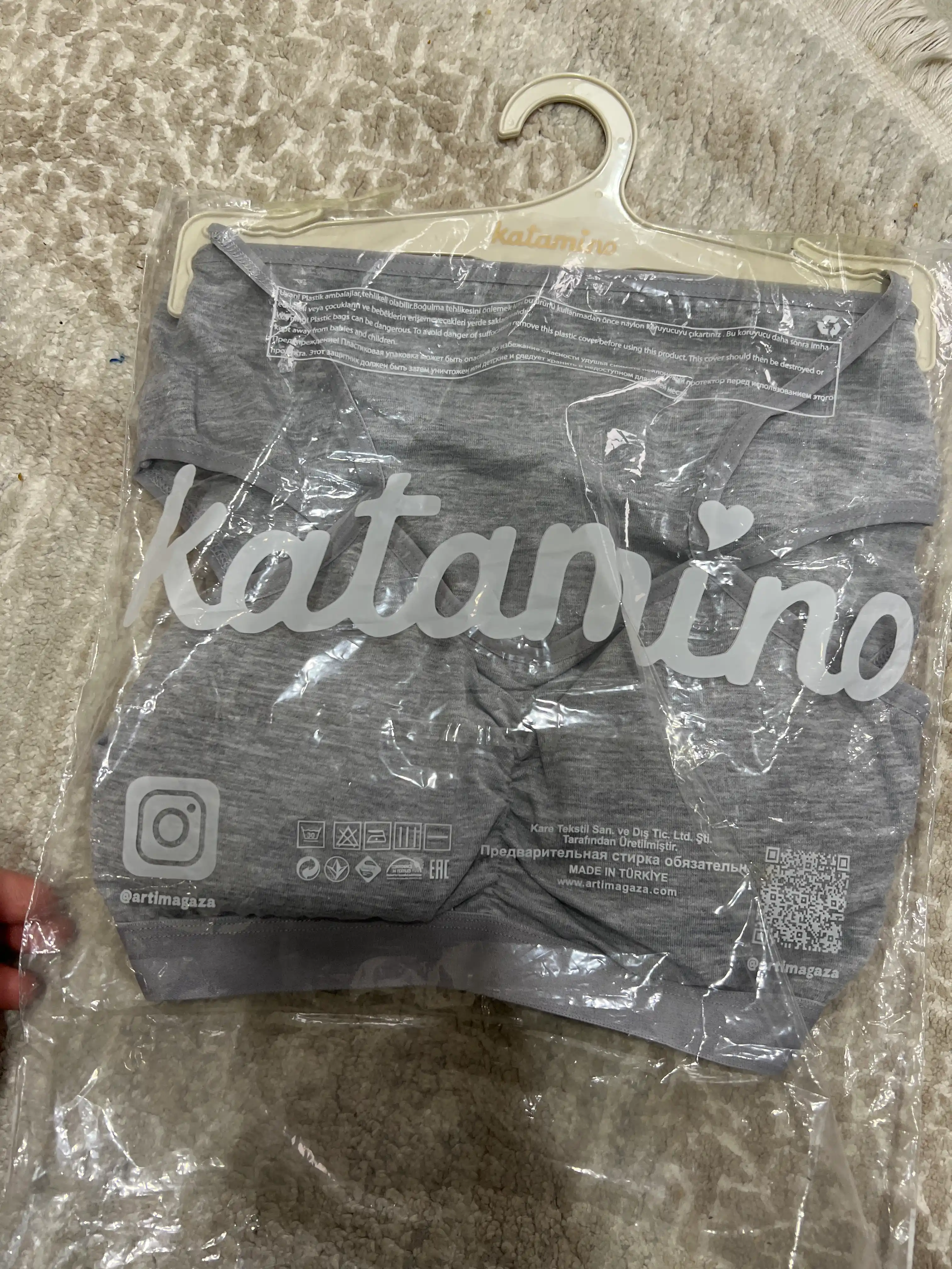 Комплект нижнего белья для девочек Katamino: топ с чашками и трусы