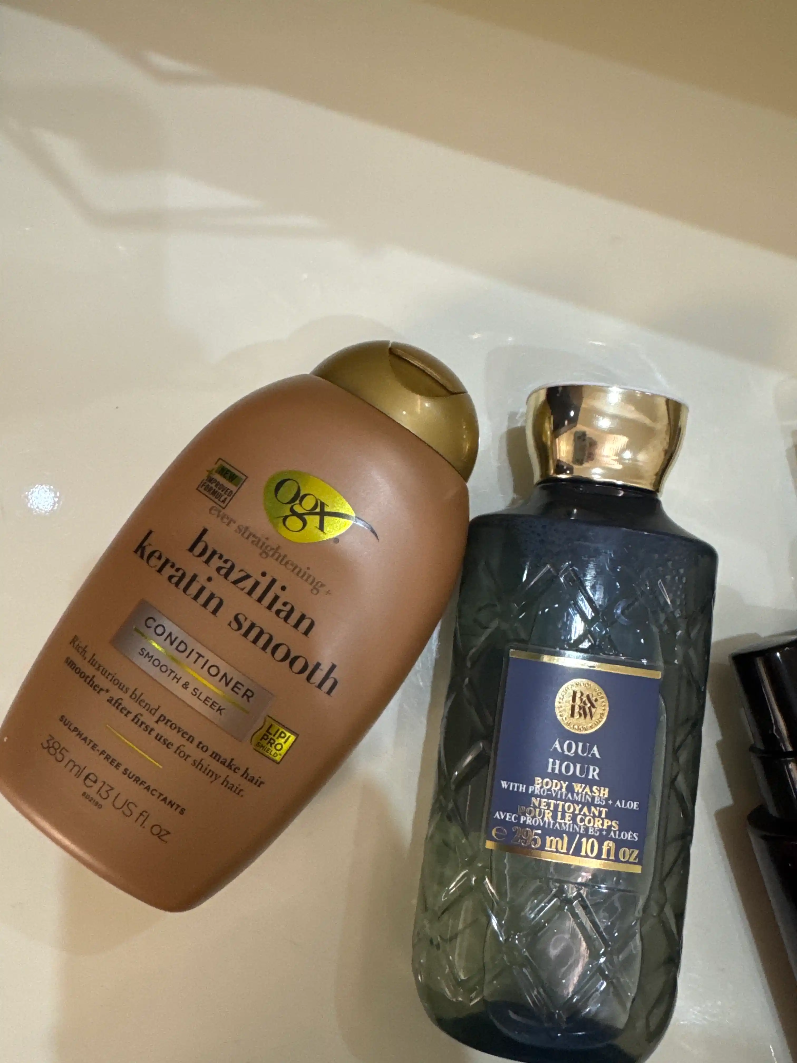 Konditsioner Ogx, tekislash va mustahkamlash, 385 ml