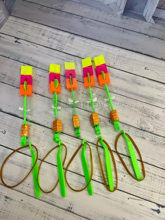 Chiroqli uchuvchi o'q-sling, 5 dona to'plam, LED yoritgichli, ko'chada o'ynash