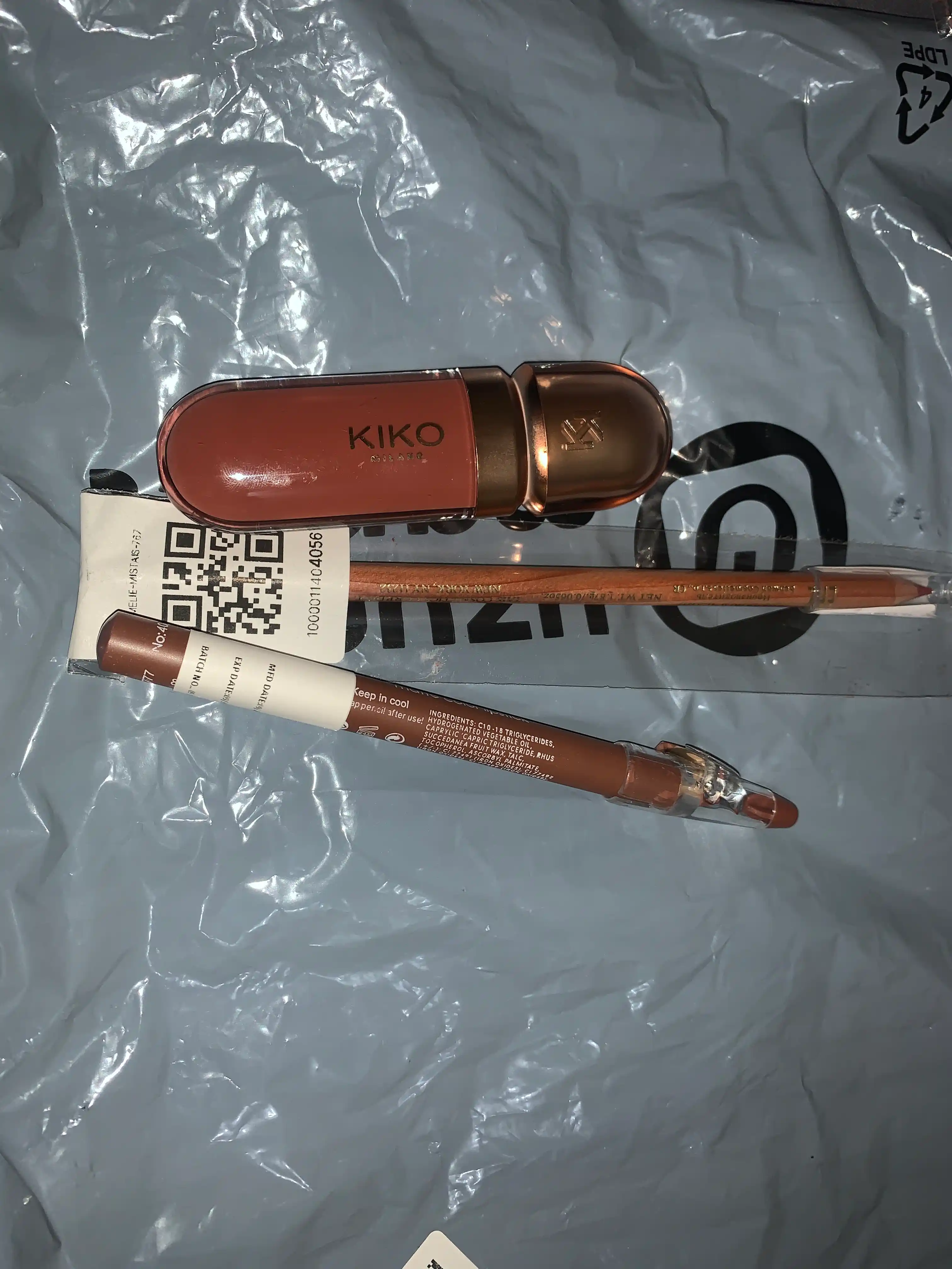 Kiki Milano lab bo‘yog‘i yaltirog‘i, 6.5 ml, 3D effektli