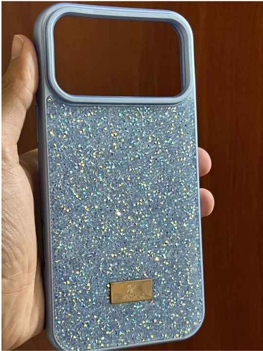 Чехол для iPhone 15,16,17,18, Pro\Pro Max  с блестящими кристаллами  бордовый