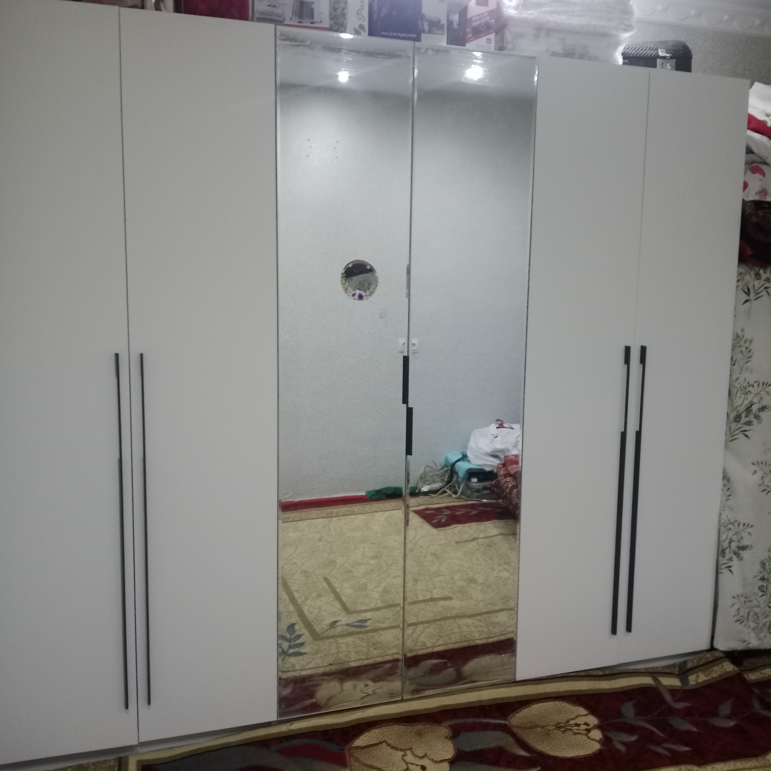 Katta 6 eshikli kiyim shkafi, yotoqxona uchun zamonaviy garderob