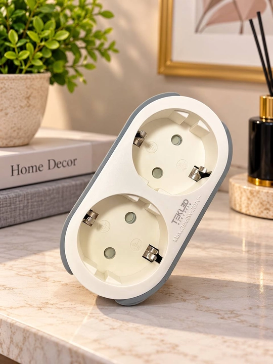 TEKLED elektr razvetka 2 va 3 talik, yerga ulashli, 3680 W, himoya pardachali troynik