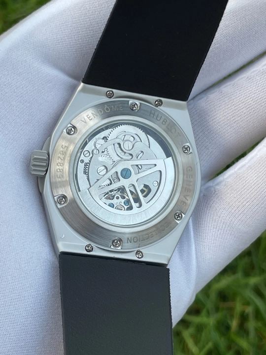 Hublot Skeleton White — Erkaklar uchun zamonaviy qo‘l soati