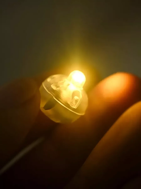 Mini LED yonadigan chiroqlar, bayram va ziyofat bezak chiroqlari, 10 dona