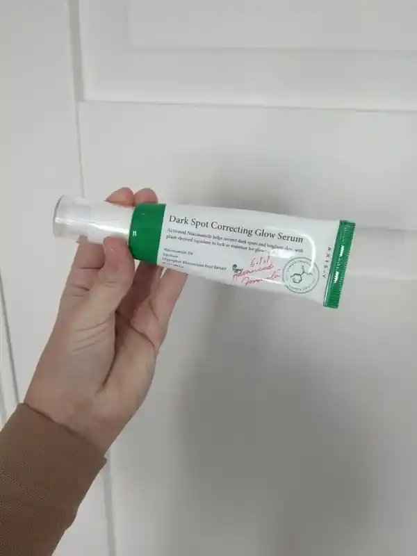 Сыворотка для сияния кожи и коррекции пигментных пятен Dark Spot Correcting Glow Serum