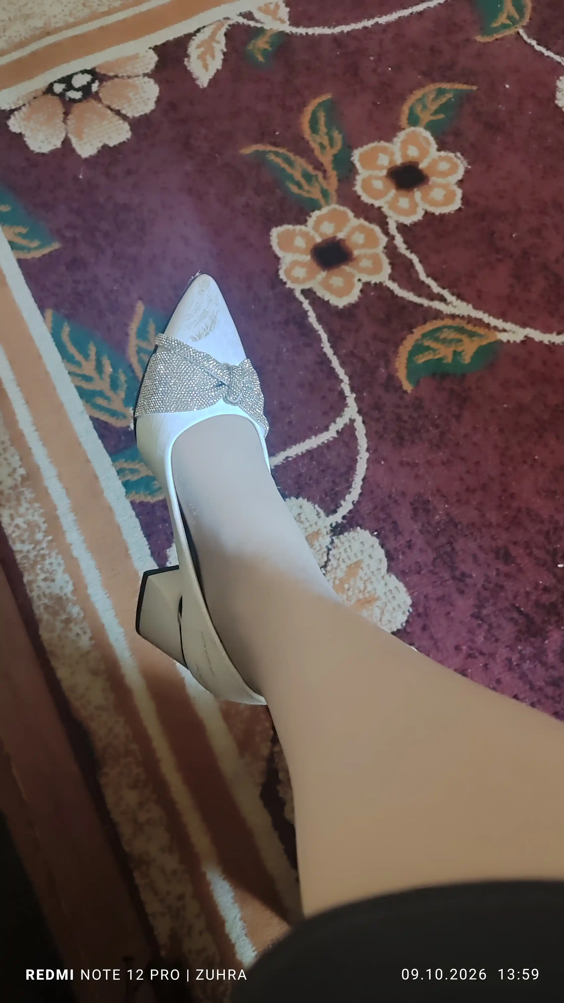 Ayollar tuflisi, lodochka, baland poshna, klassik, bayramona, to‘y uchun, bantli, elegant