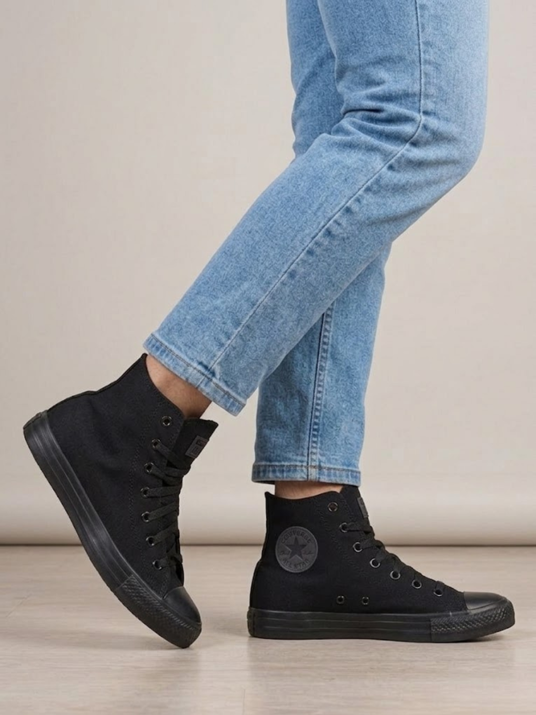 Kedalar Converse sport uchun, yoz-kuz-bahor mavsumi uchun
