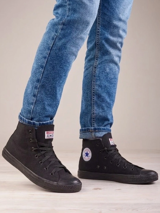 Kedalar Converse sport uchun, yoz-kuz-bahor mavsumi uchun