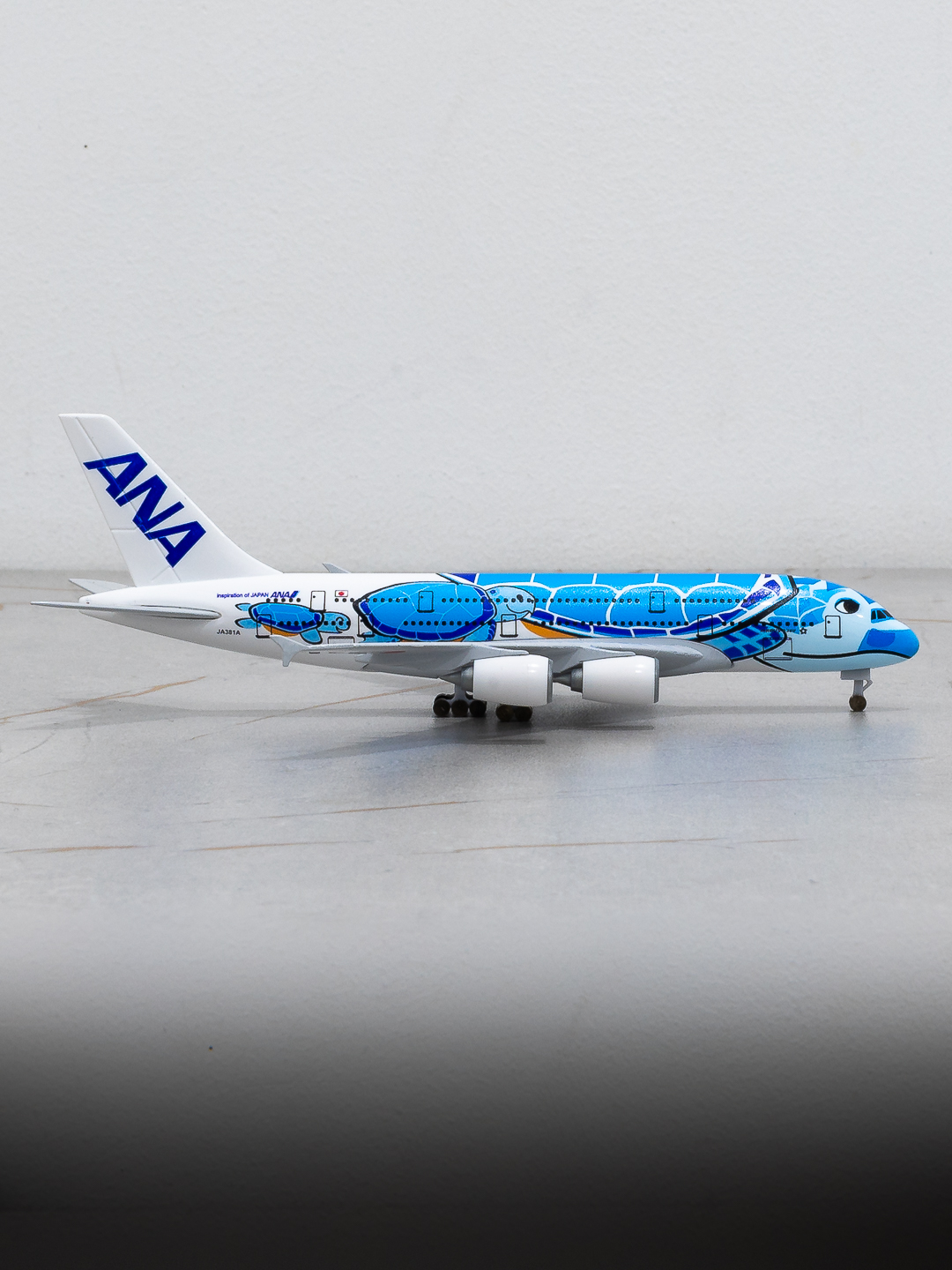 Модель самолёта Airbus A380, ANA All Nippon Airways, 20 см, Шасси, Металл+пластик