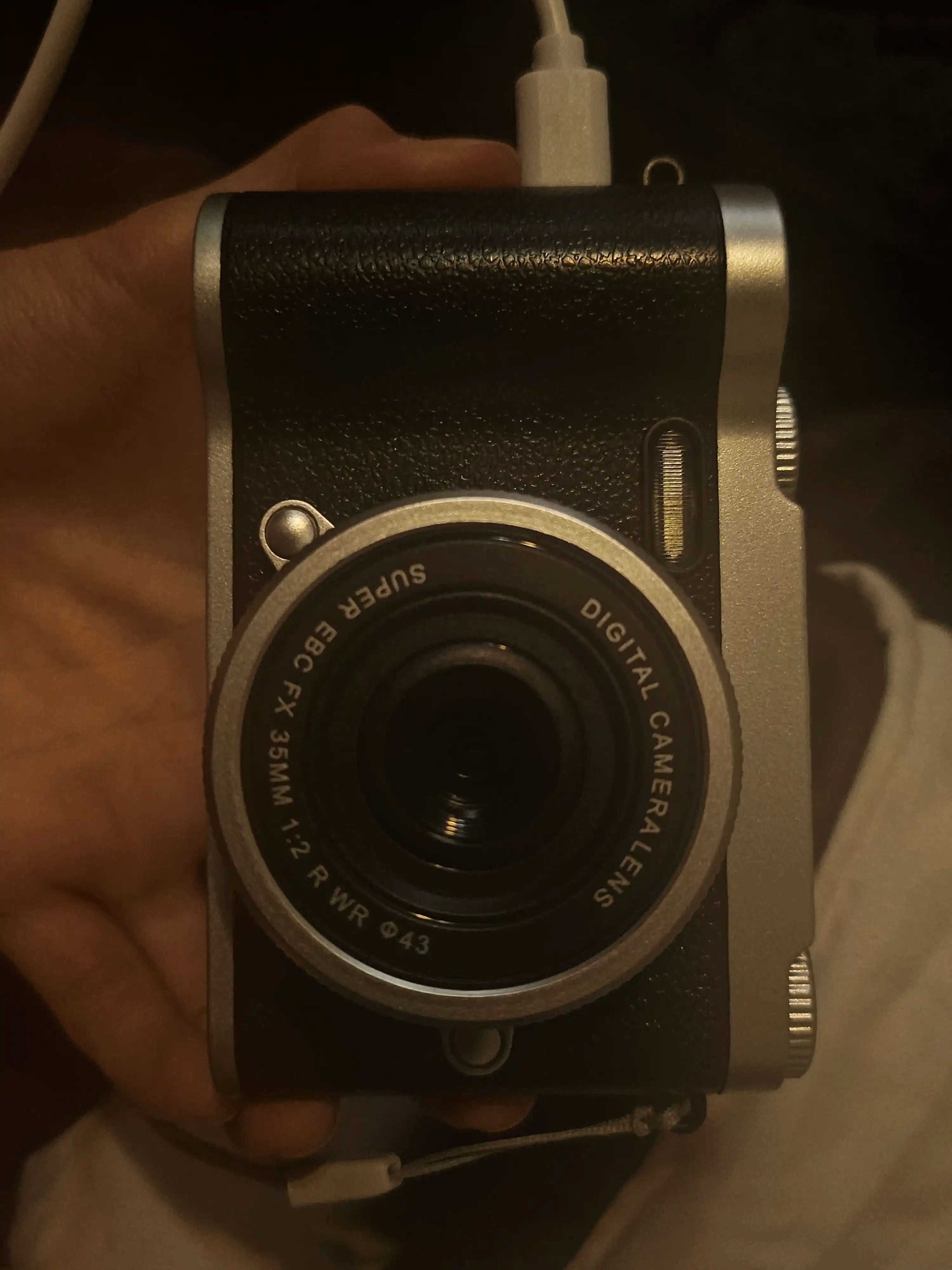 Raqamli kamera (fotoparat), foto kamera, retro kamera, 8x zum, va 32 GB karta