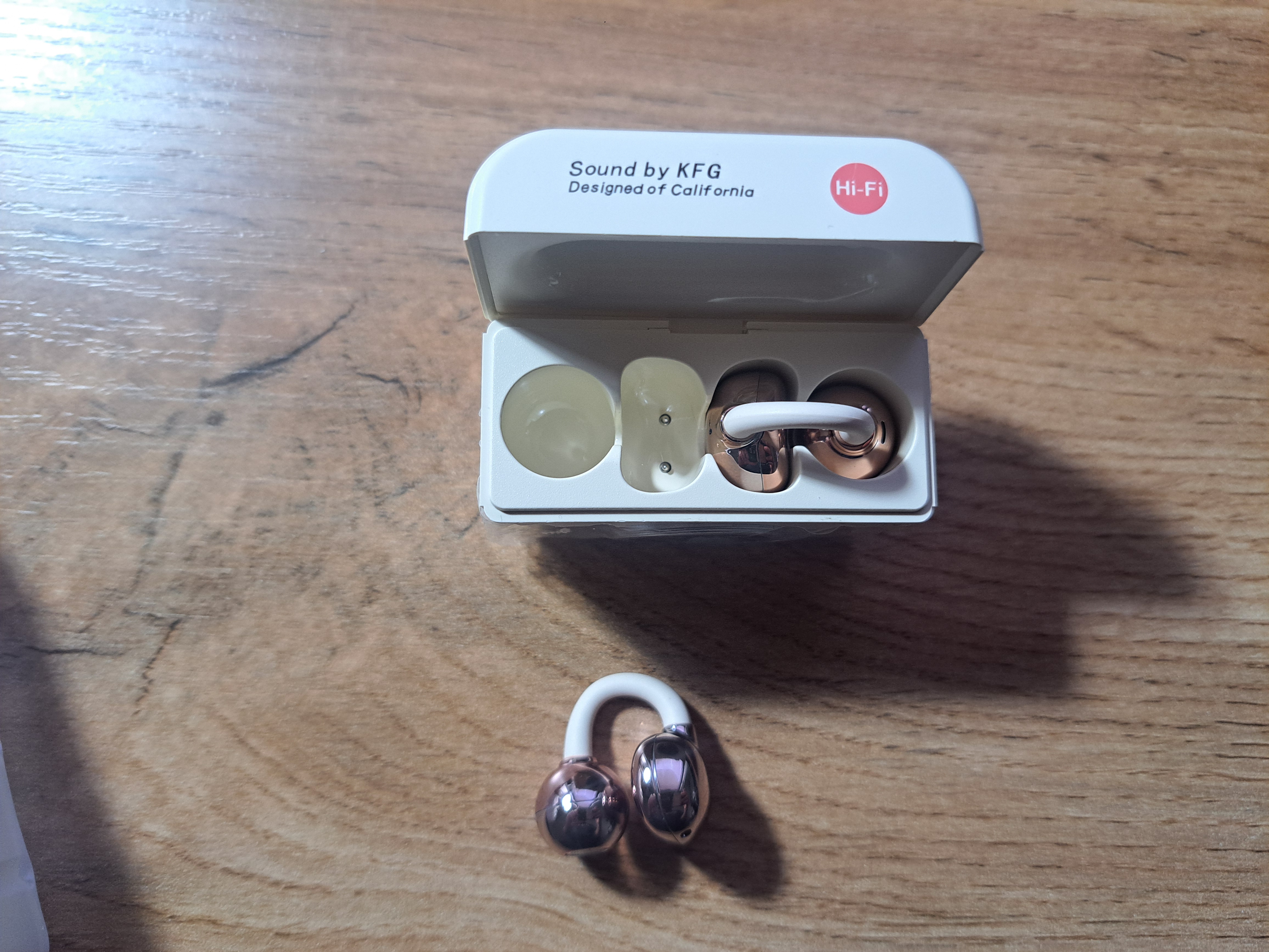 B64 simsiz Bluetooth quloqchin, Wireless 6.0, raqamli displeyli