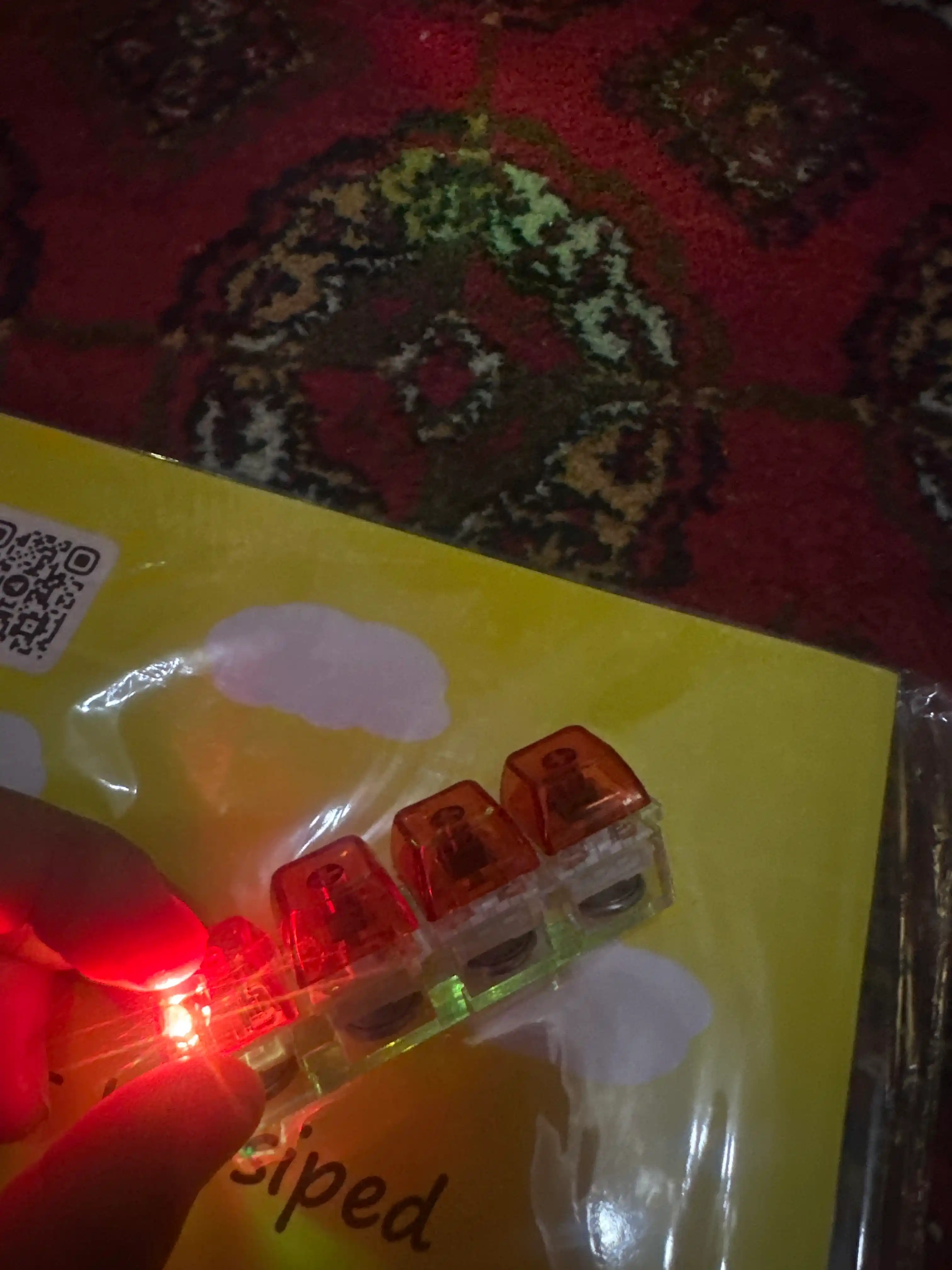 Antistress brelok klikeri, RGB yoritish, klaviatura tugmasi, yechiladigan