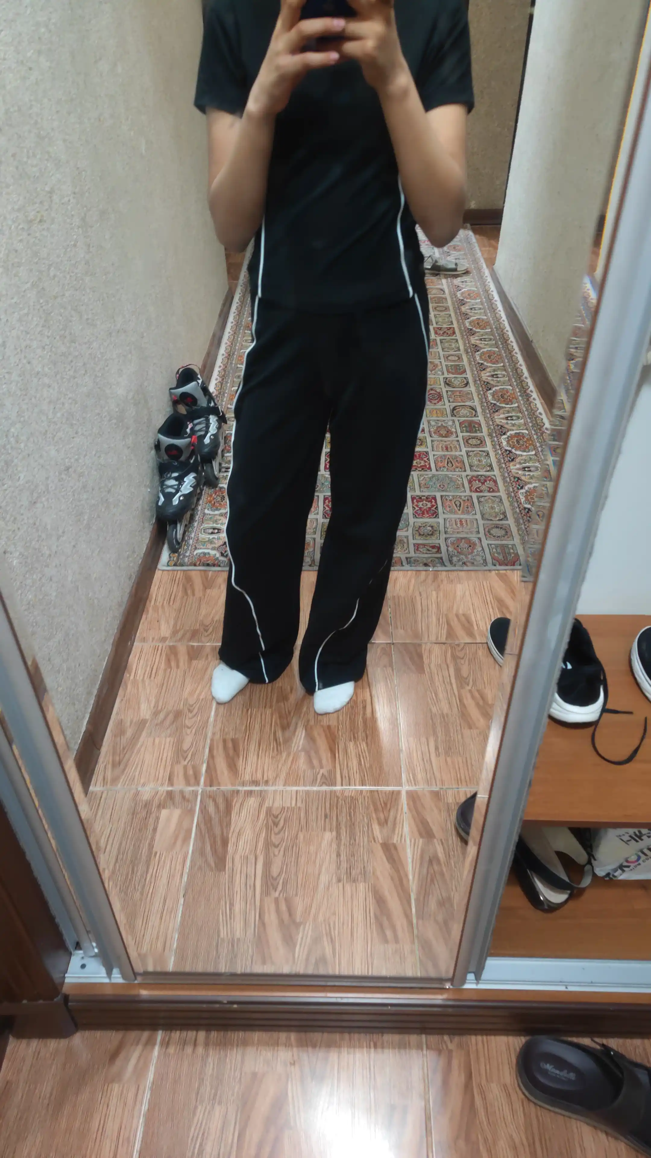 Qizlar uchun Playowo futbolka va shim to‘plami