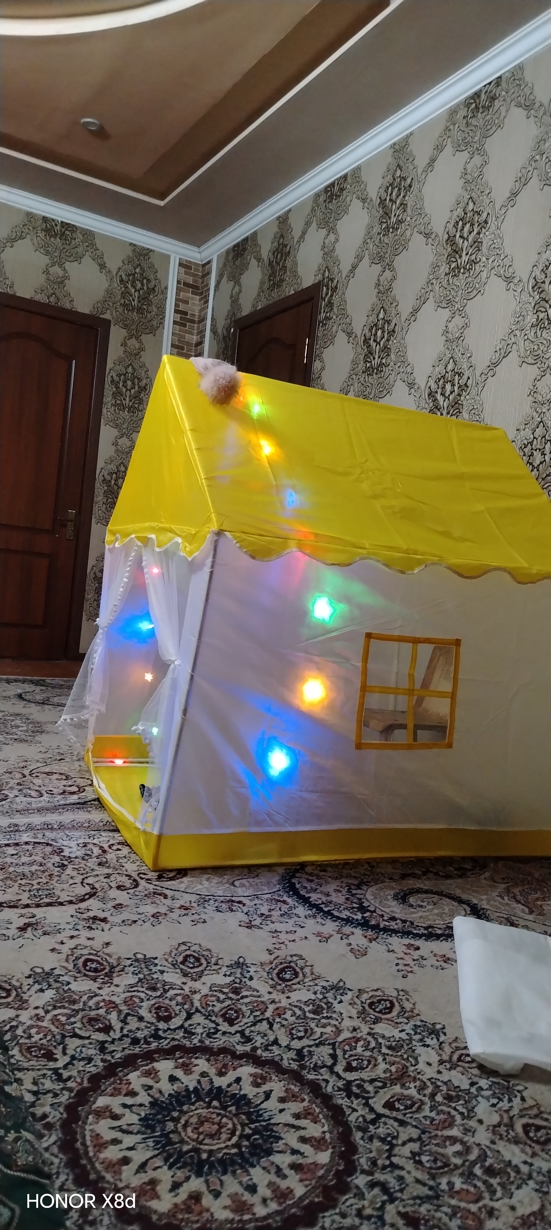 Детская игровая палатка домик с гирляндой складная для детей