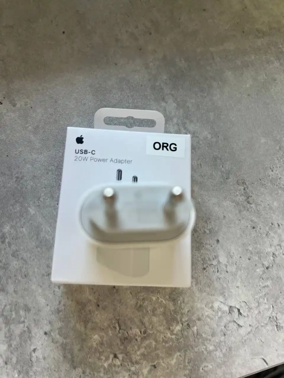 Зарядка для iPhone 20W быстрое зарядное устройство USB-C iPhone 11 ,12,13,14,15,16,17
