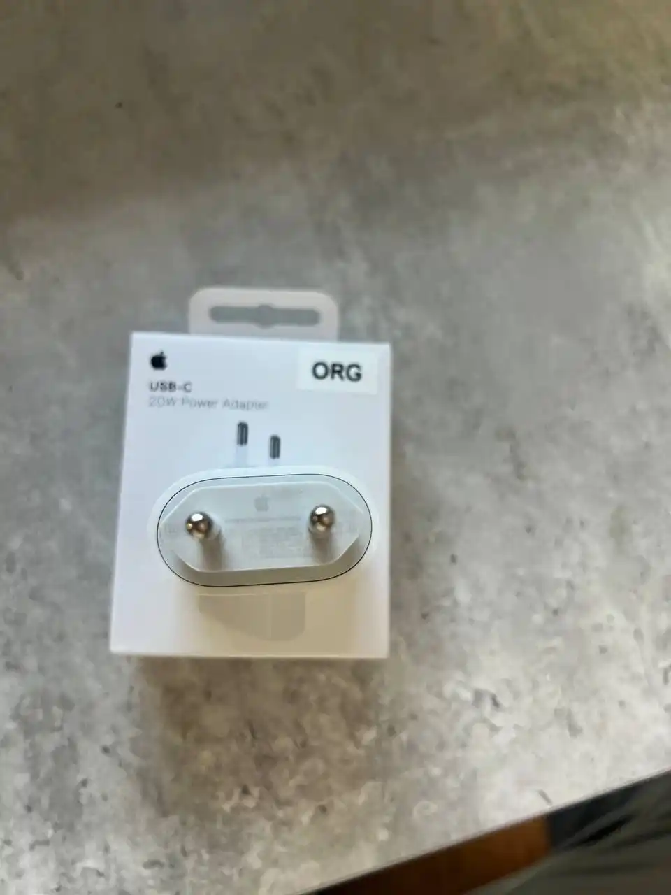 Зарядка для iPhone 20W быстрое зарядное устройство USB-C iPhone 11 ,12,13,14,15,16,17