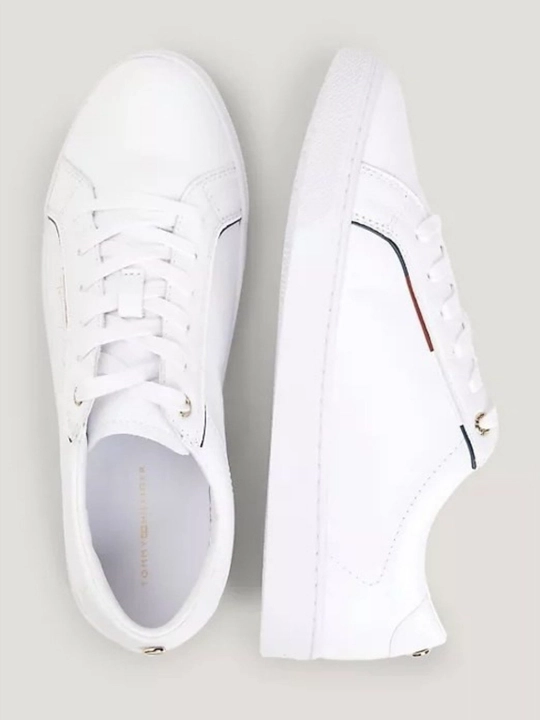 Tommy Hilfiger" oq ayollar kedyari