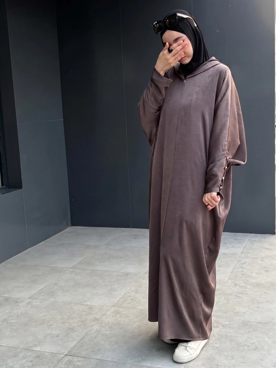 Diniy kiyim, musulmon uslubidagi ko‘ylak, ayollar abayasi, kapyushonli uzun abaya