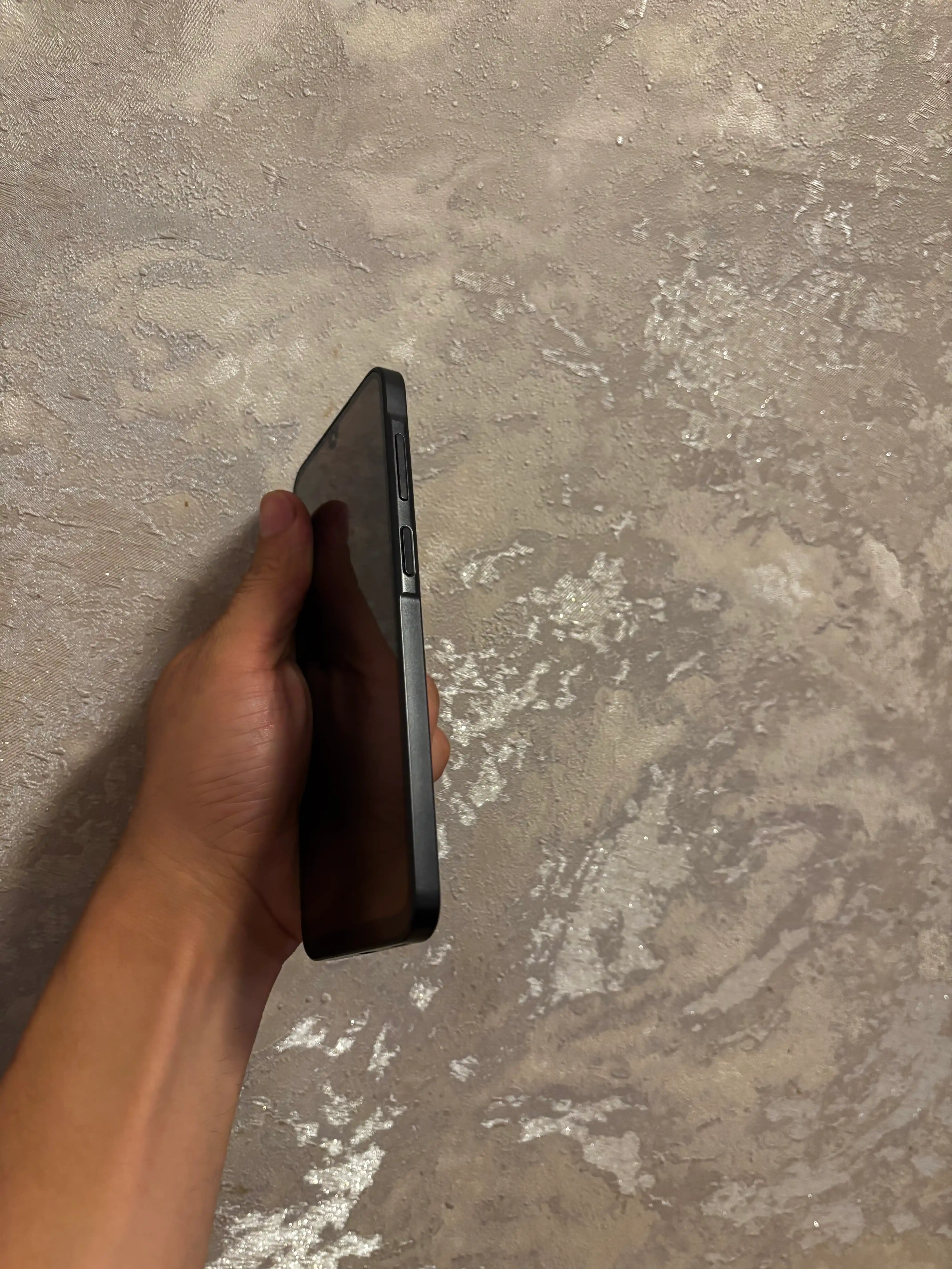 Смартфон Samsung Galaxy A17, 6.7" Super AMOLED 90Гц экран, камера 50Мп, 5000 мАч