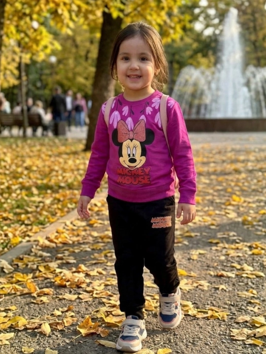 Qizlar uchun bolalar sport kostyumi, svitshot va shim, Minni Maus naqshli