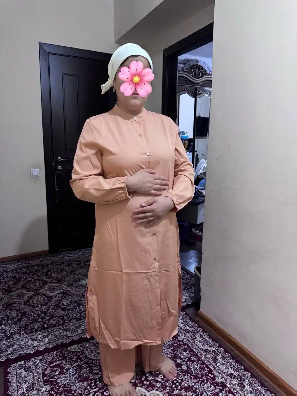 Ayollar kiyimlari, ayollar dvoykasi, kuzgi kiyimlar, ayollar kastyumi