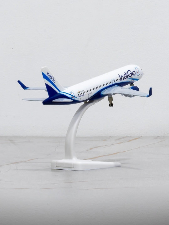 Модель самолёта Airbus A320, авиакомпания IndiGo, 20 см, металл+пластик, шасси