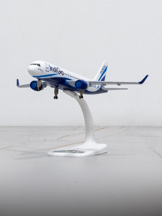 Модель самолёта Airbus A320, авиакомпания IndiGo, 20 см, металл+пластик, шасси - 