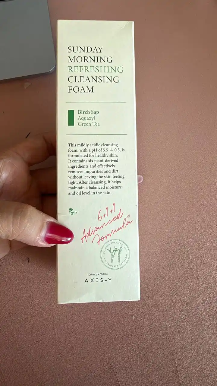 Namlovchi yuz yuvish ko‘pigi Axis-Y Sunday Morning Refreshing Cleansing Foam, 120 ml