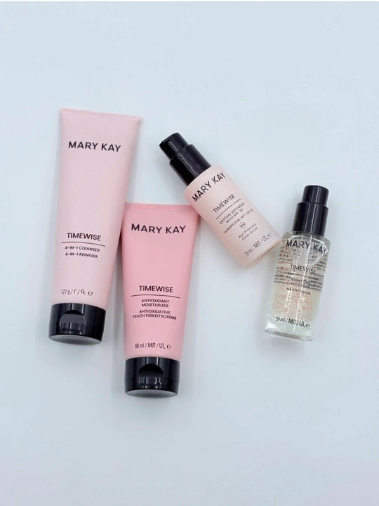 Набор Mary Kay TimeWise для ухода за лицом из 4 средств для сухой и нормальный кожи лица - 