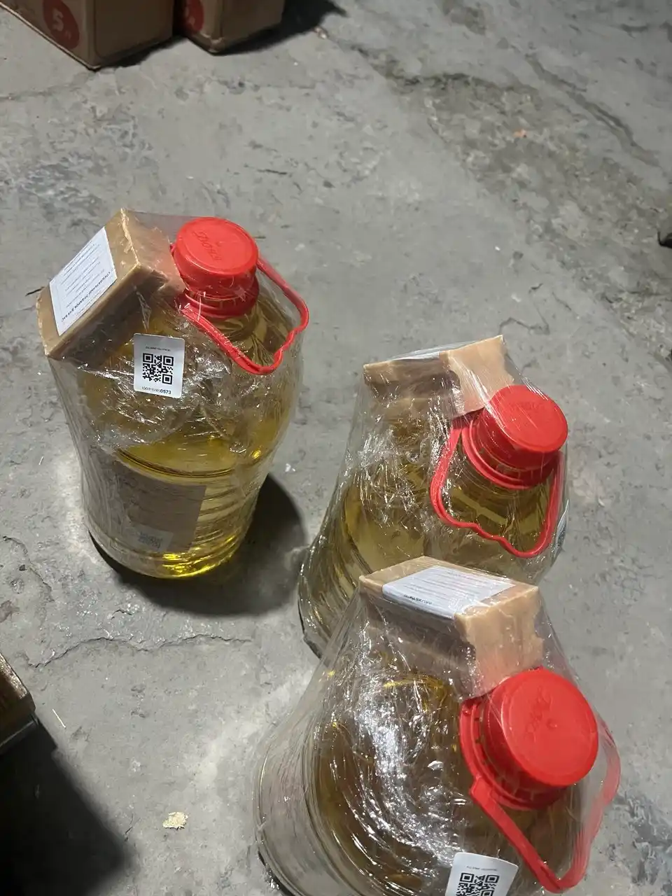 Yujanka kungaboqar yog‘i — 5 litr 3 tasi 1 qadoqda