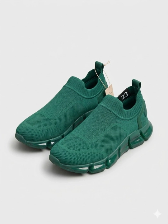 Erkaklar krossovkasi Tods bog'ichsiz, yengil, slip-on, 40-45 (1 razmer katta oling)