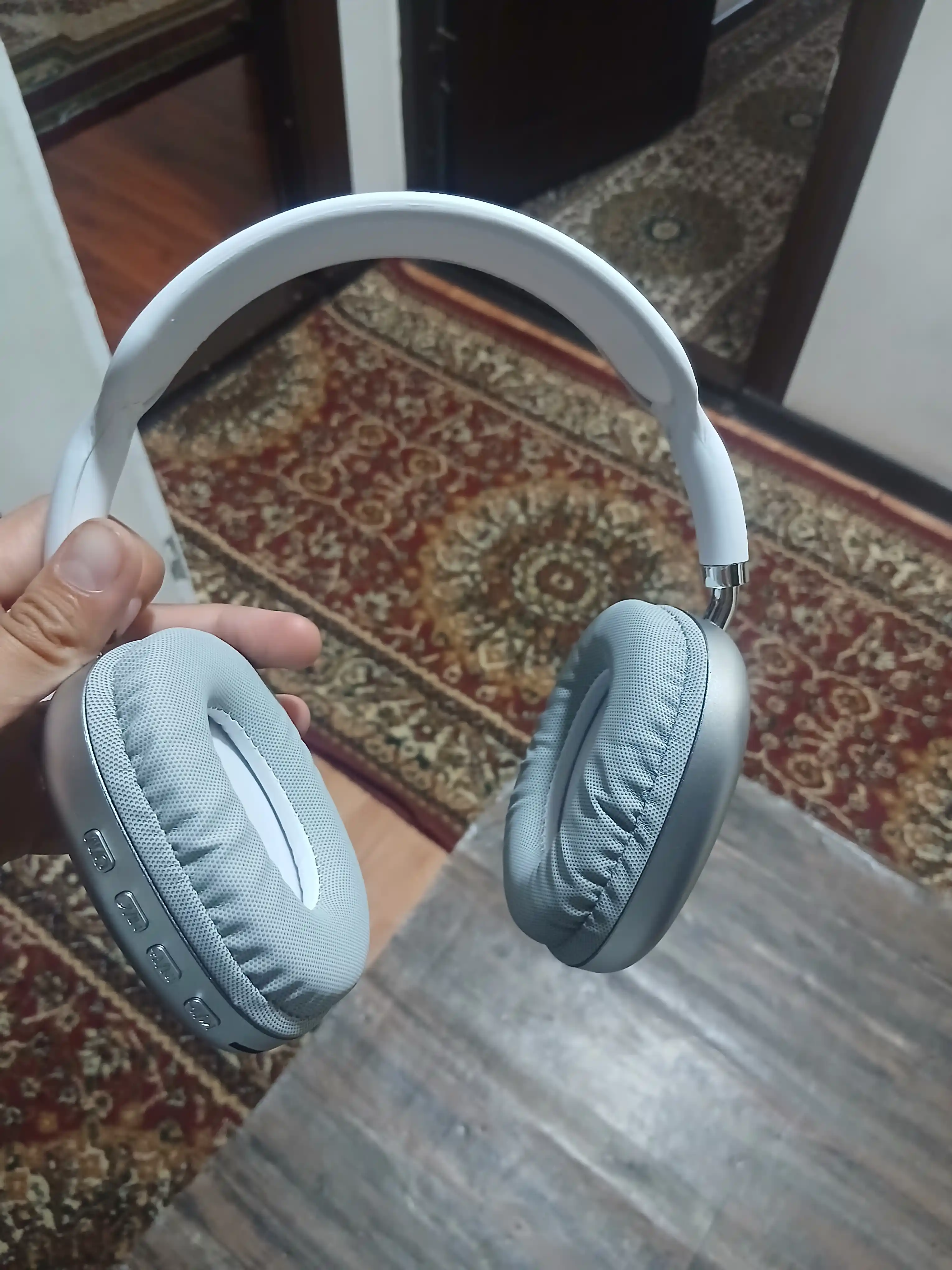 Simsiz Bluetooth Quloqchin – Hi-Fi Stereo Ovoz, 12 Soat Ishlash va Bluetooth 5.0