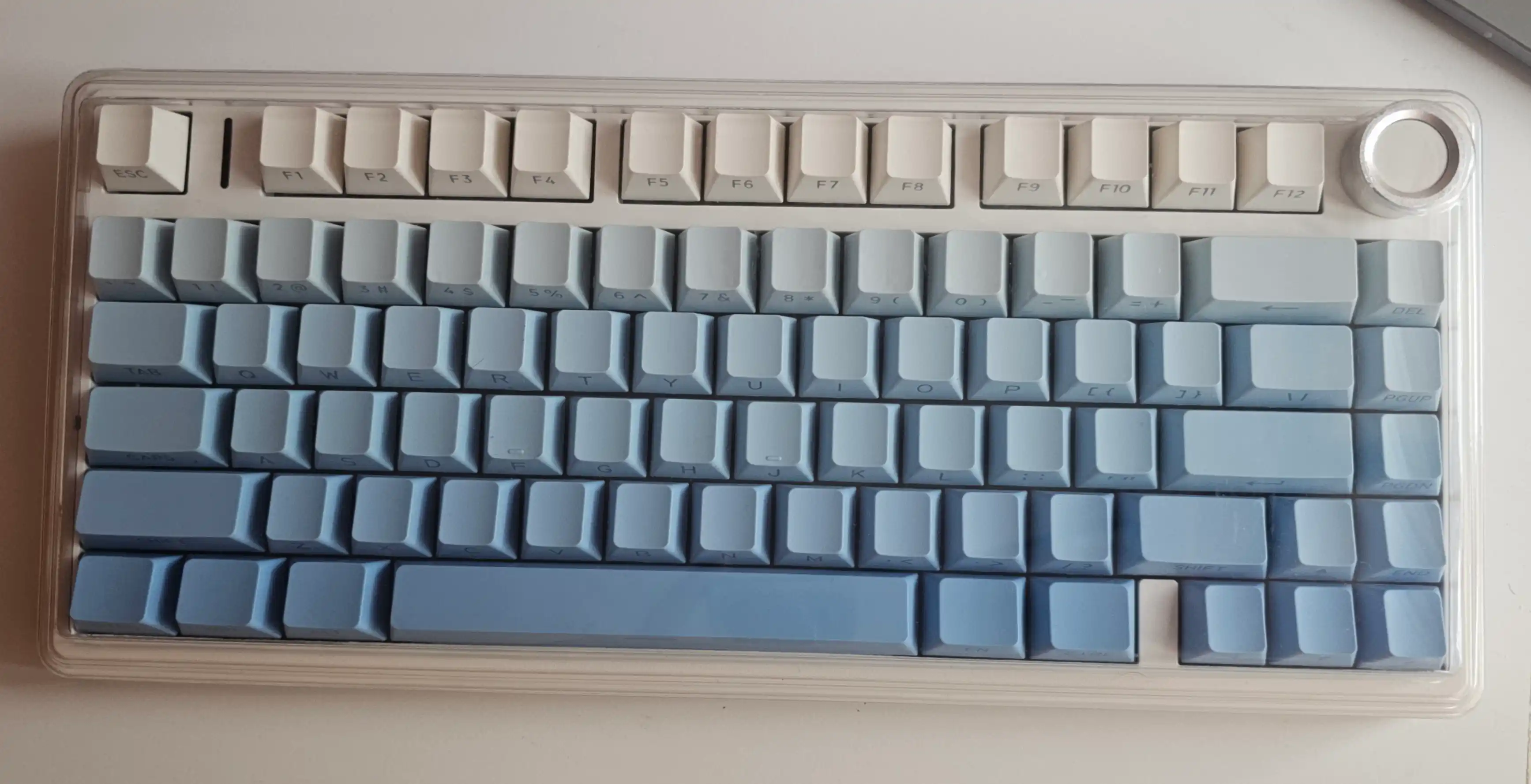 Mexanik klaviatura AULA F75 - F75 Pro gamerlar uchun, RGB yoritgich, 3 xil ulanish