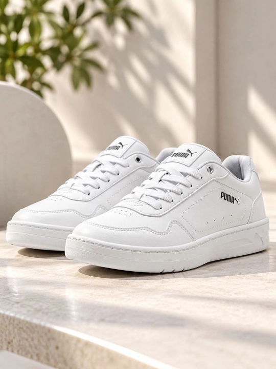 Elegant ayollar krossovkalari PUMA Court Classy — Oq klassika