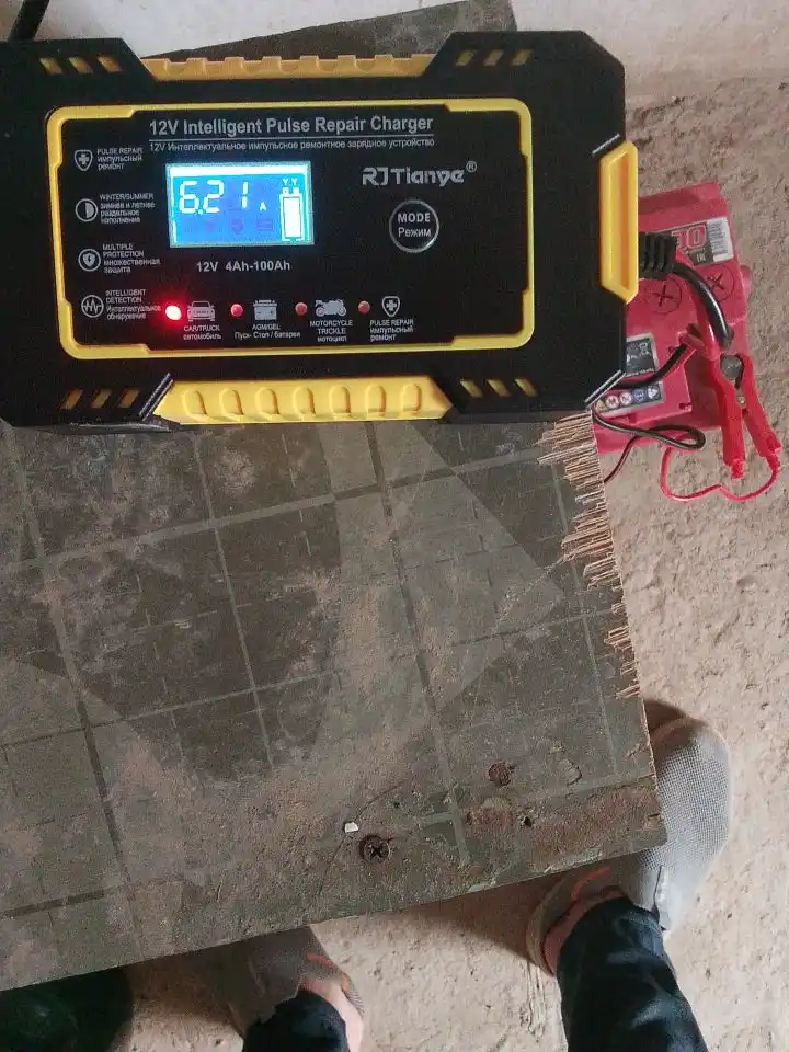 12V akkumulyatorlar uchun avtomatik zaryadlovchi qurilma, 12V AKB
