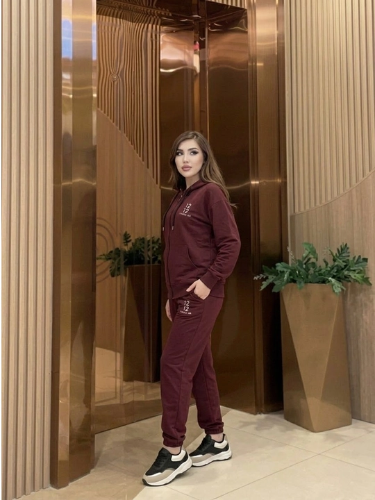 Ayollar uchun sport dvoykasi kapyushonli hudi va shim oversize uslub 46–52 gach standart - 