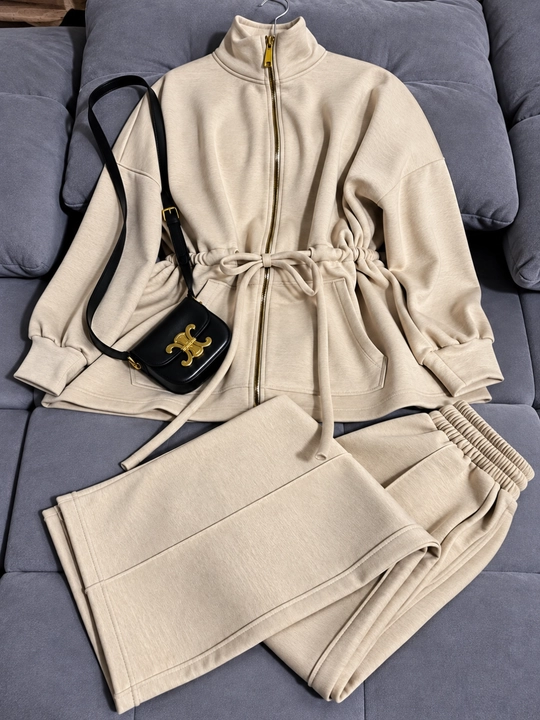 Женский костюм, двойка на молнии, тёплый на осень, размер стандарт - 