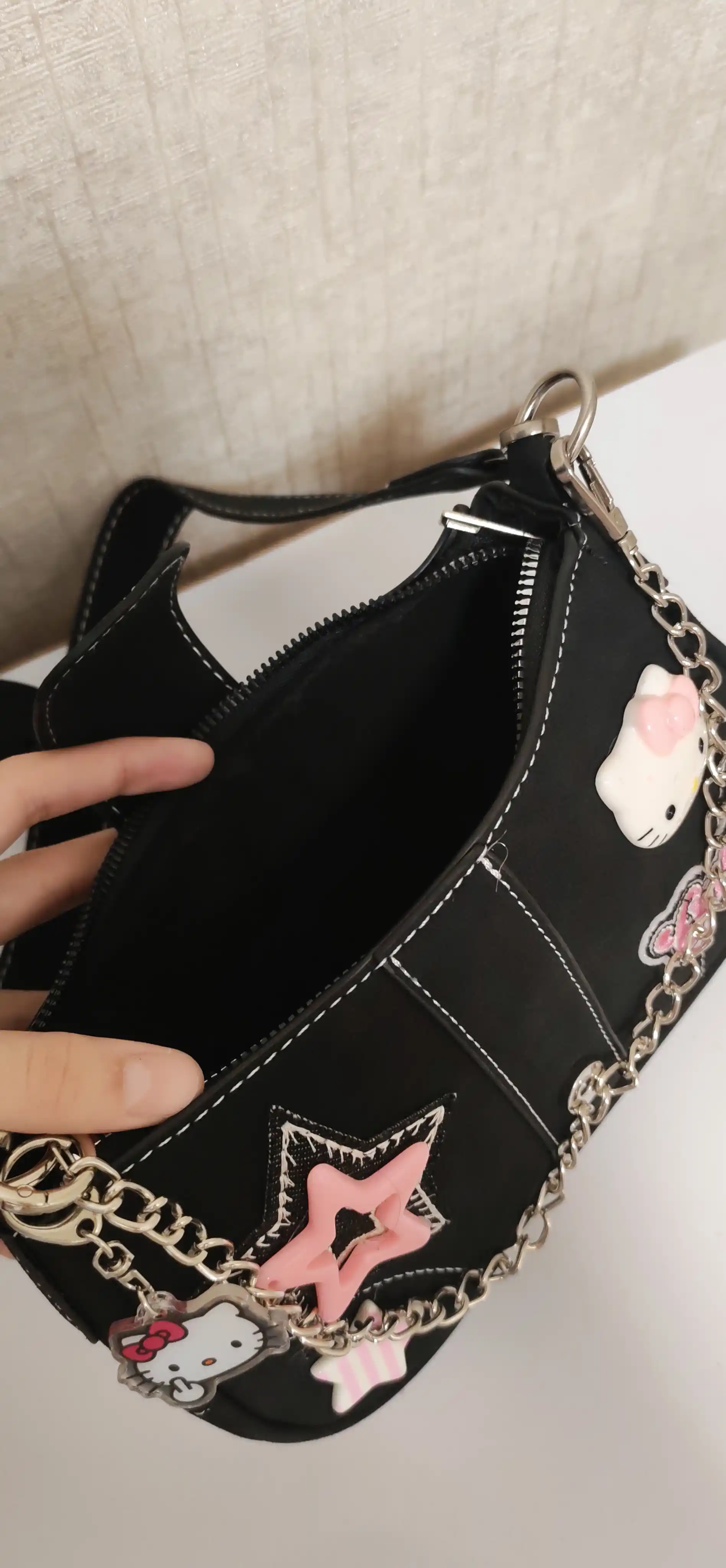 Ayollar baget sumkasi, yelkada, Y2K, yulduzlar va Hello Kitty bilan, koreys uslubidagi kross-bodi