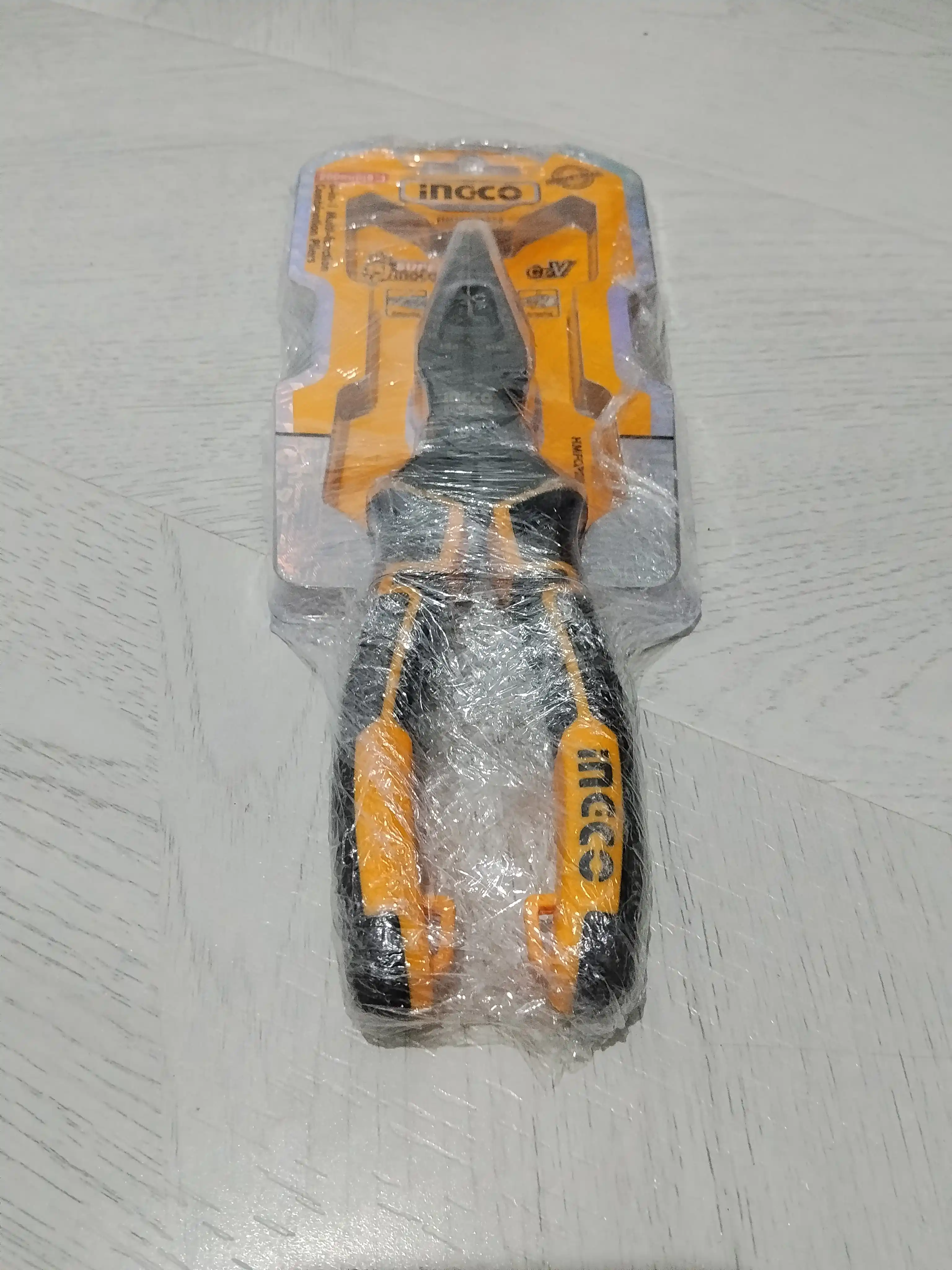 Универсальные плоскогубцы INGCO HMFCP28200