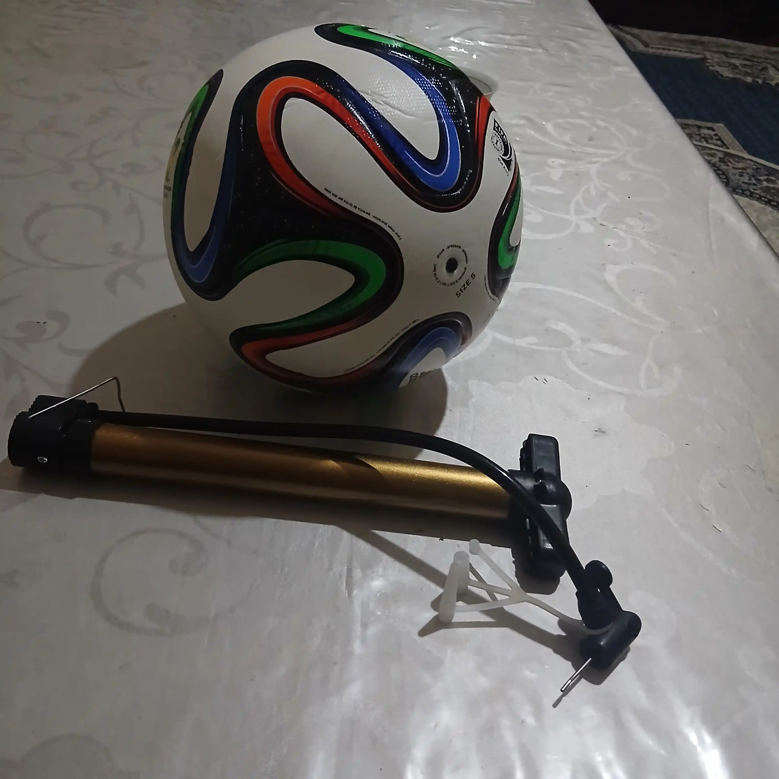 Futbol to‘pi, 5 o‘lchamli, nasosli, bolalar uchun futbol to‘pi
