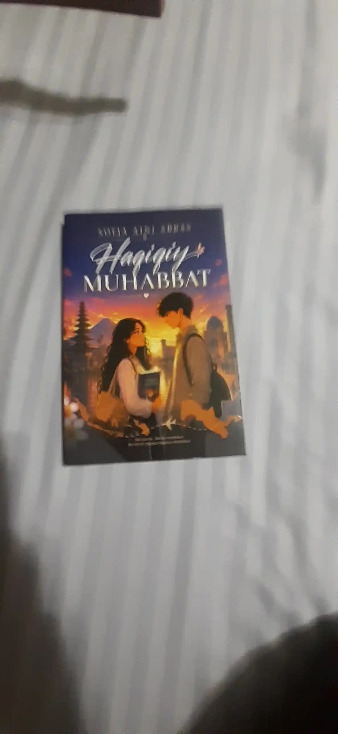 Haqiqiy muhabbat — Sofia Aini Abbas, roman, yumshoq muqova, 256 bet