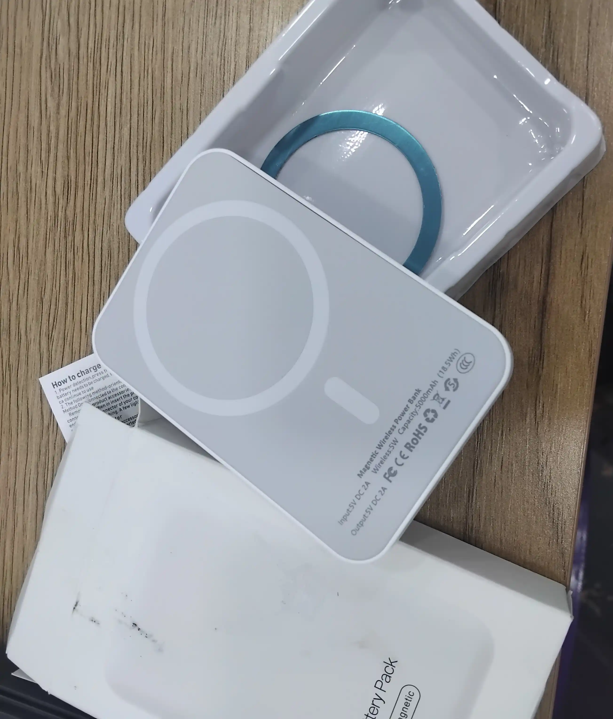 MagSafe tashqi akkumulyatori, magnitli Power Bank, simsiz quvvatlash