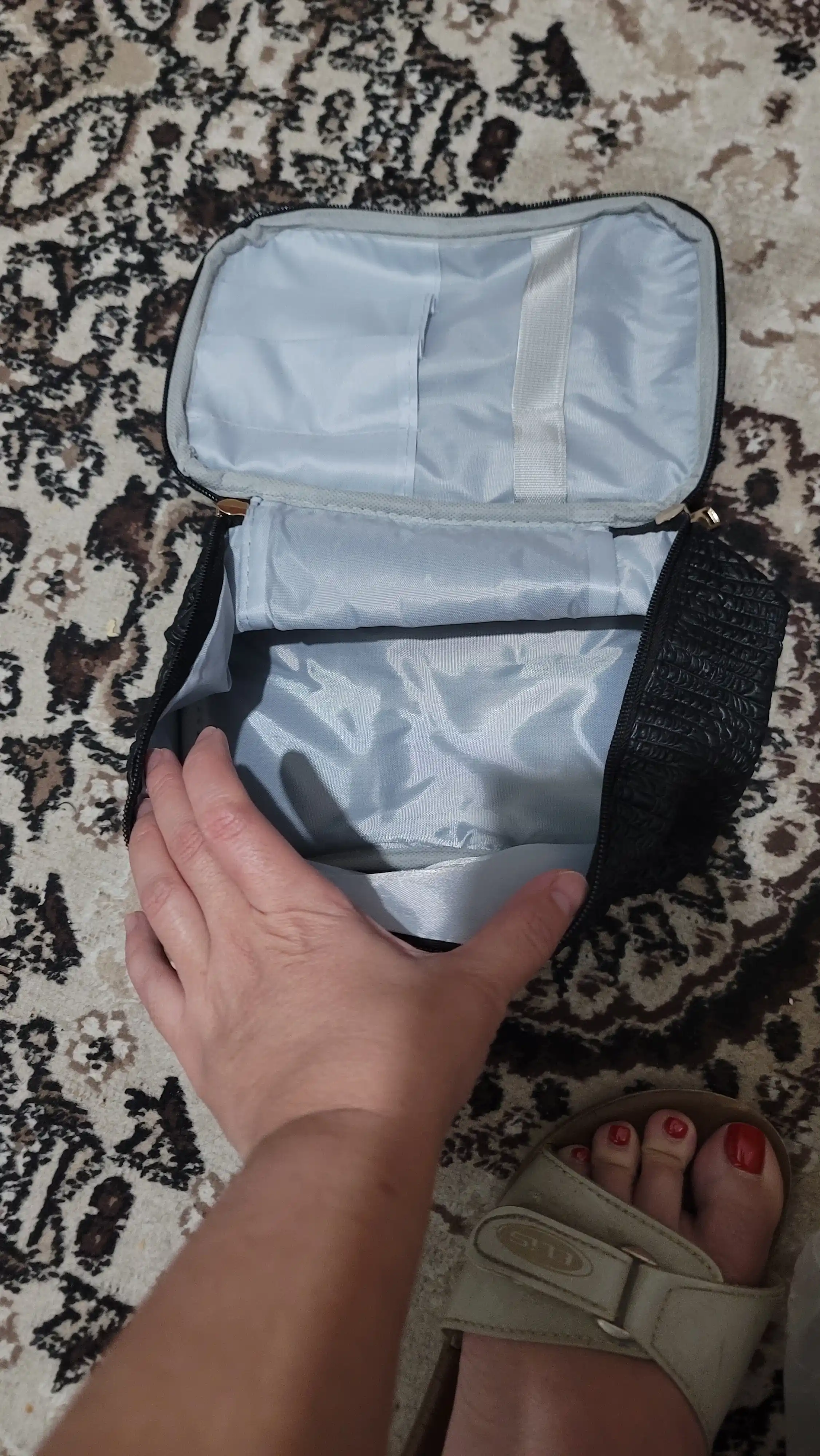 Kosmetik sumka portativ katta hajmli, sayohat kosmetik sumkasi-tashkilotchi