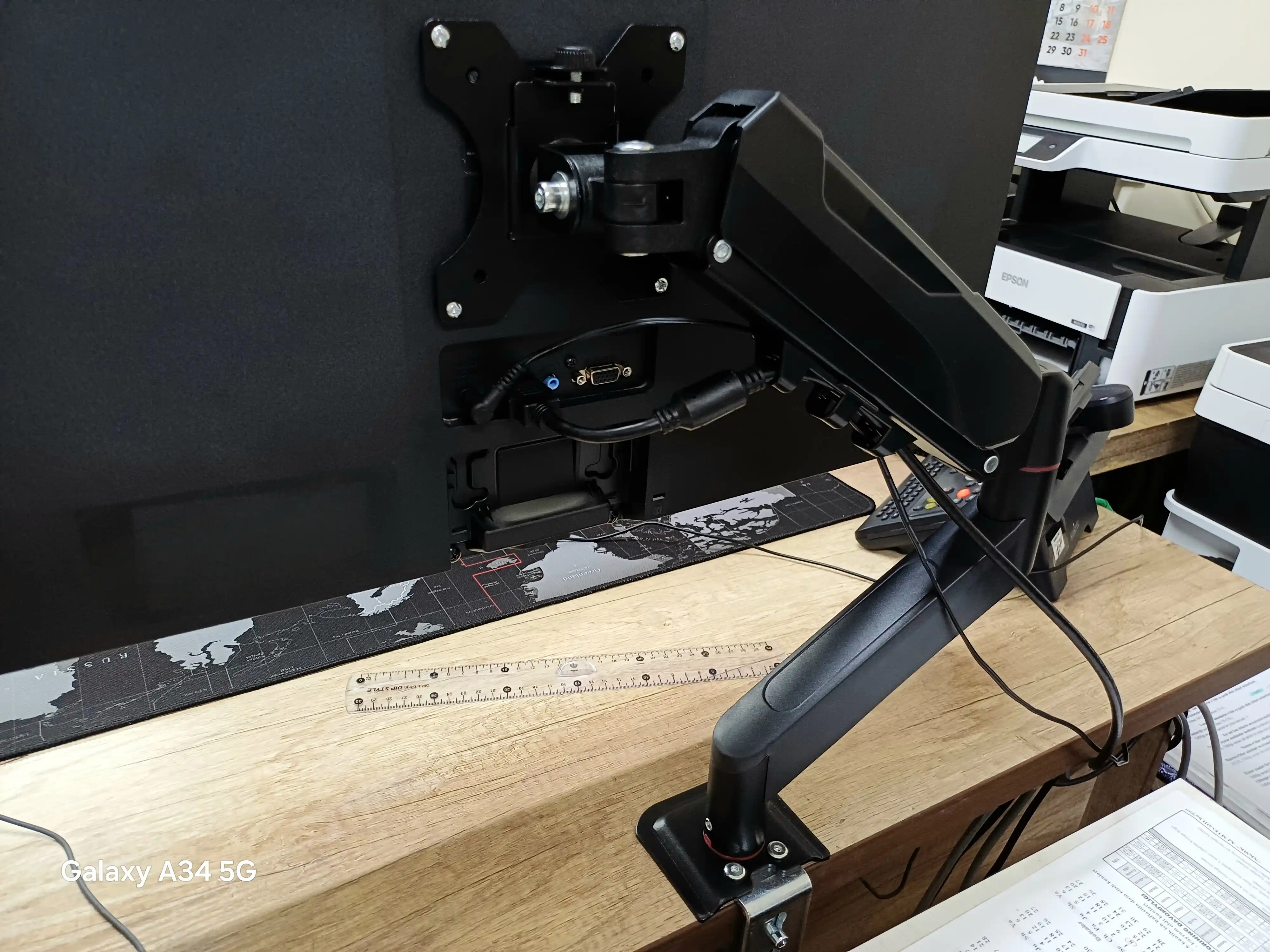 Monitor kronshteyn, ekran diagonali 17-32", 10 kg