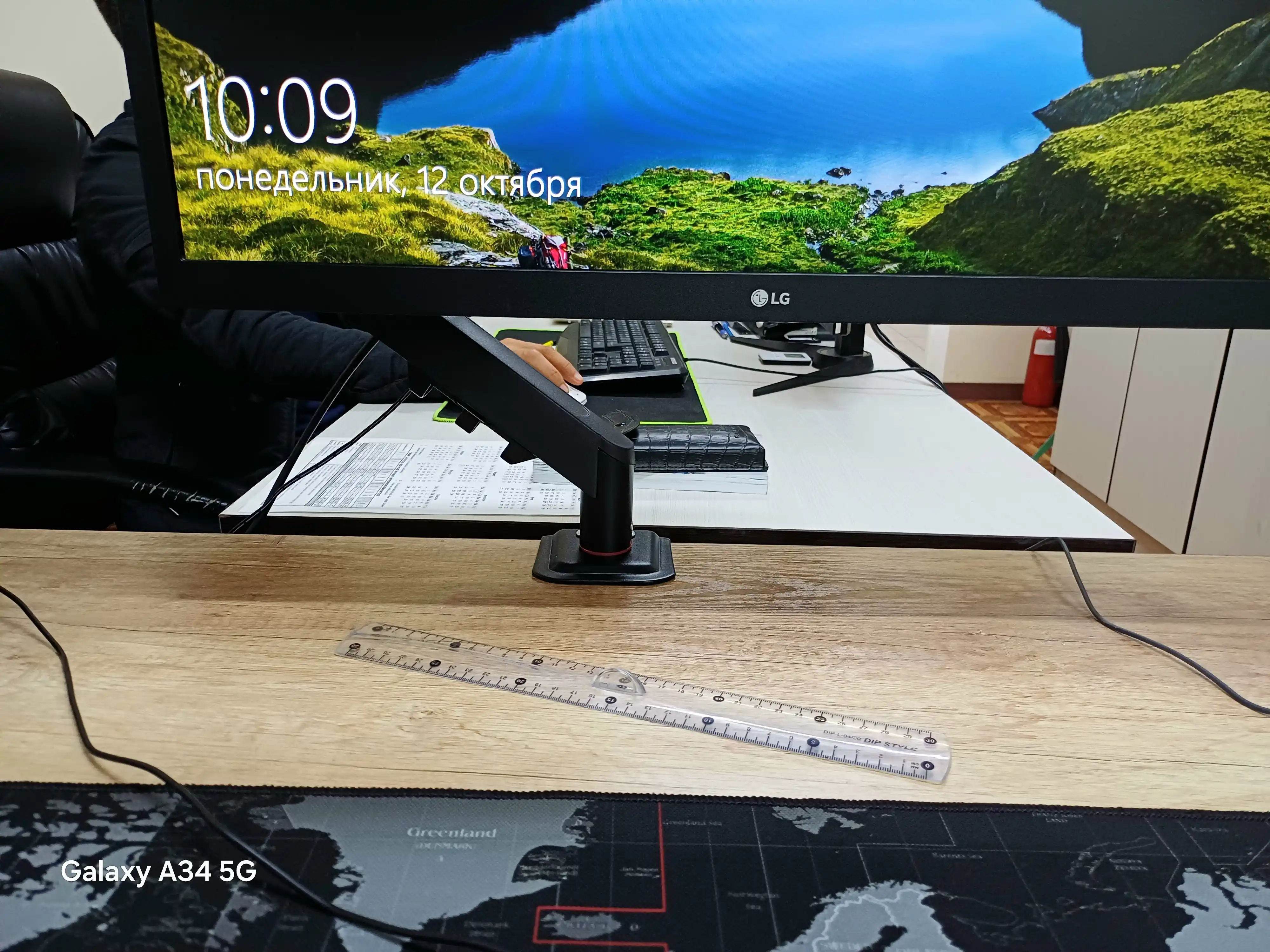 Monitor kronshteyn, ekran diagonali 17-32", 10 kg